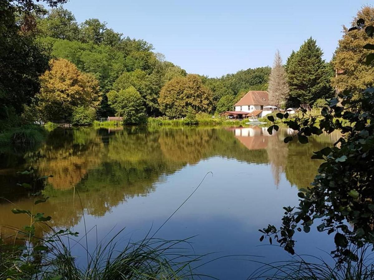 Payzac  Les Chalets Du Moulin Du Chatain 4 מראה חיצוני תמונה