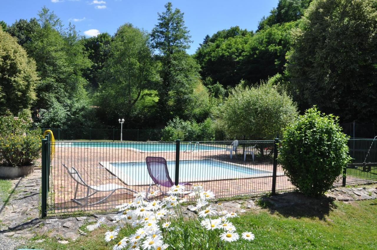 Payzac  Les Chalets Du Moulin Du Chatain 4 מראה חיצוני תמונה